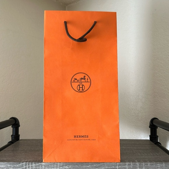 *SOLD* HERMES SHOPPING BAG AND RIBBON - Picture 2 of 5